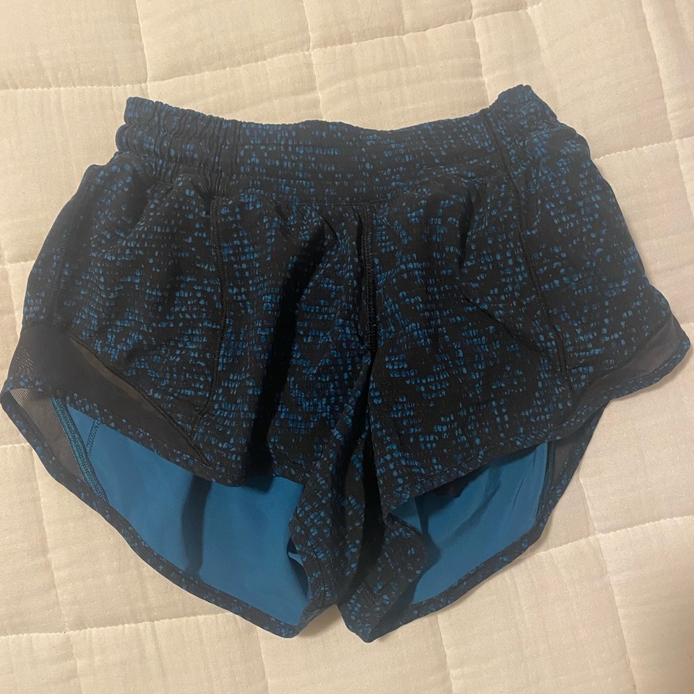 size 2 HOTTY HOT shorts